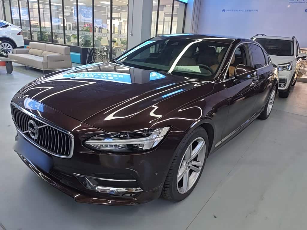 Volvo S90