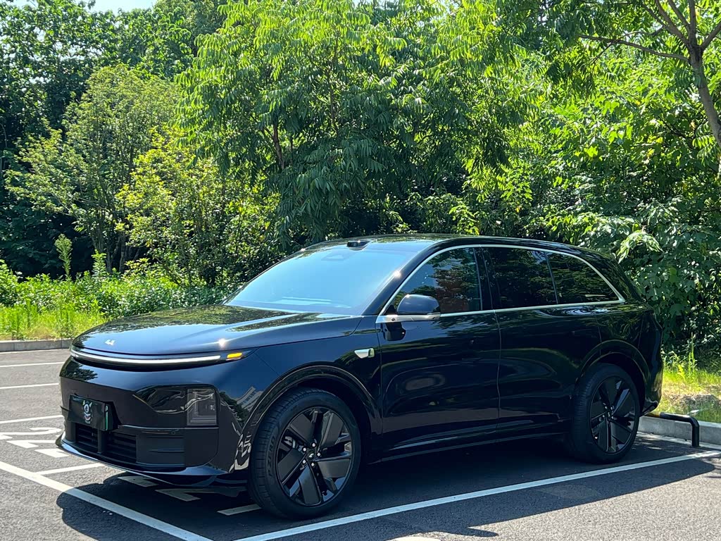 Li Auto L6