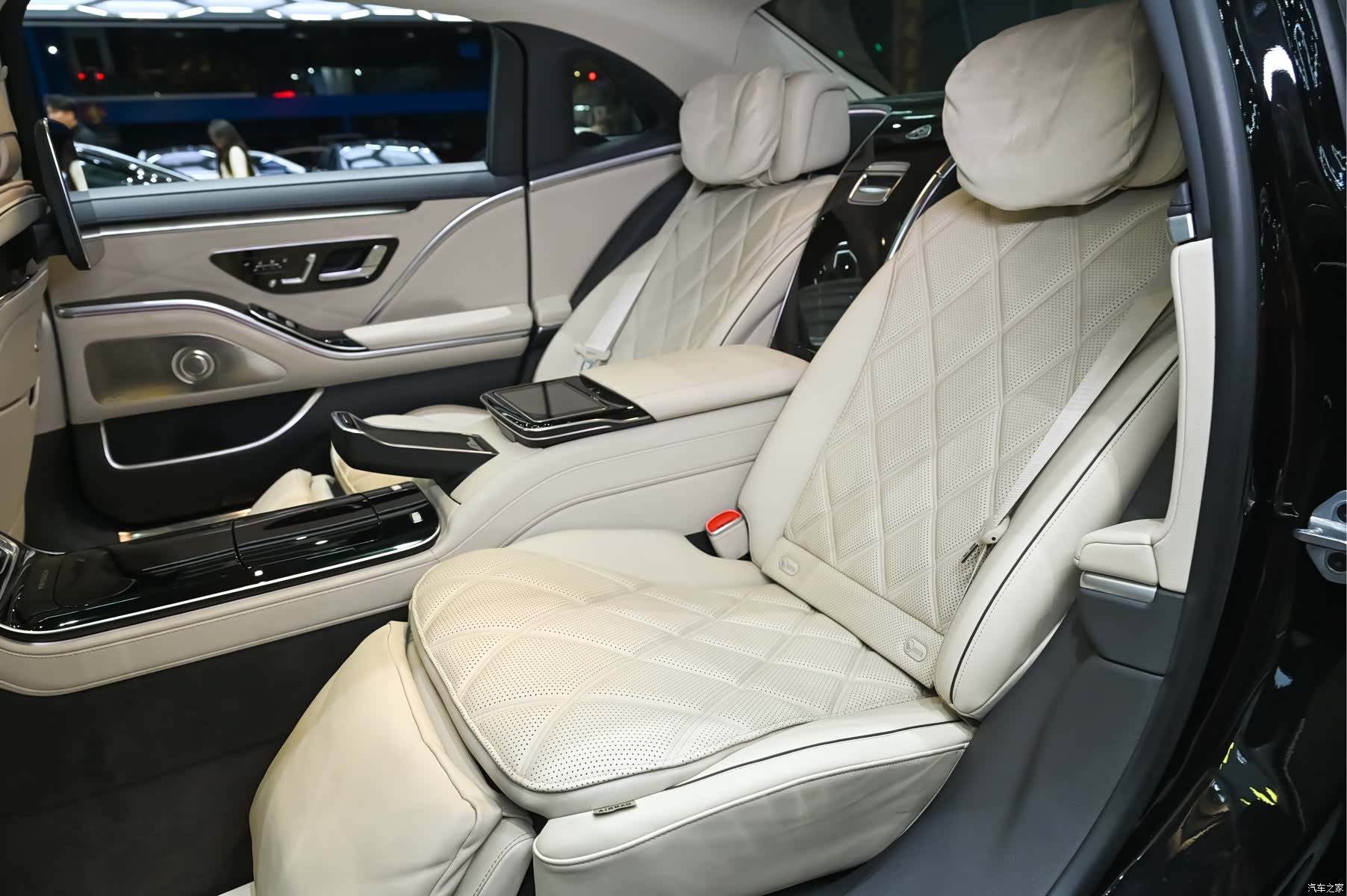 Maybach S-Class, 2022 11