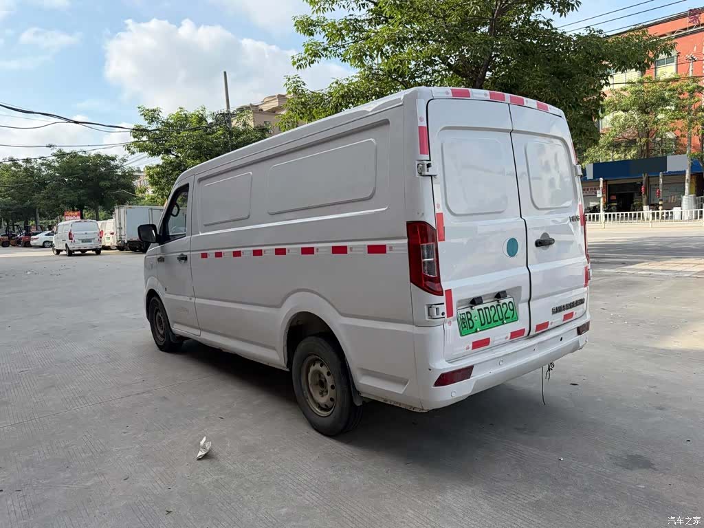 DongFeng EM26, 2022 8