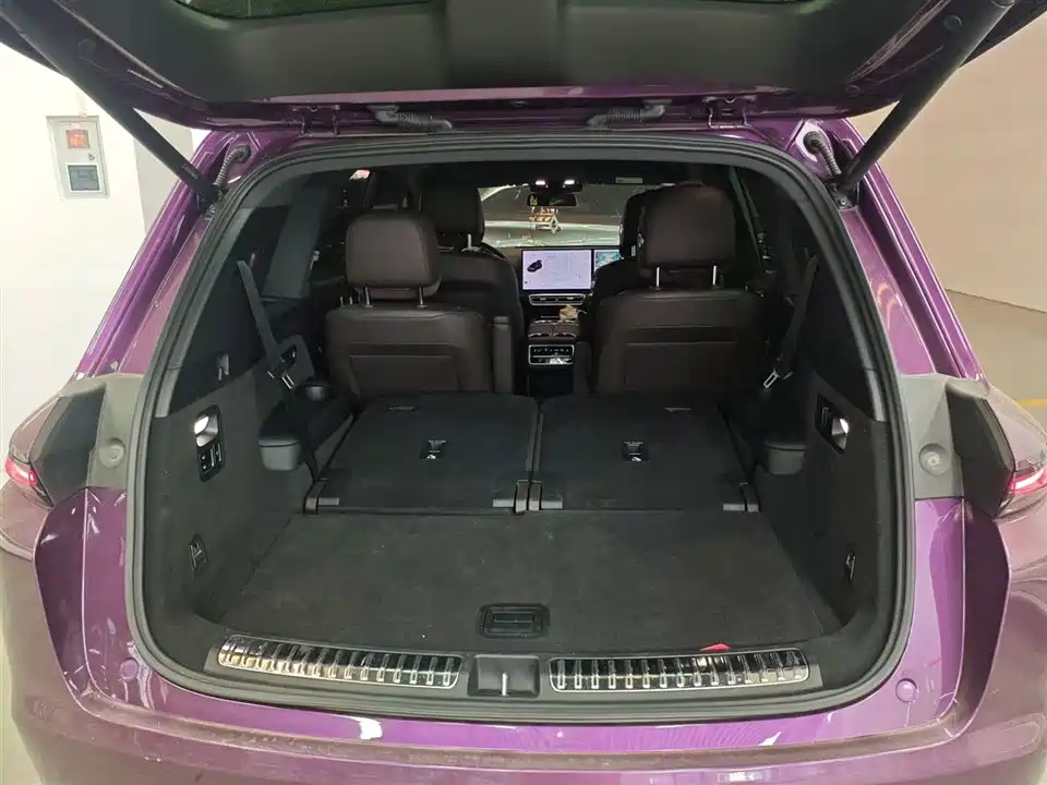 Li Auto Ideal L8