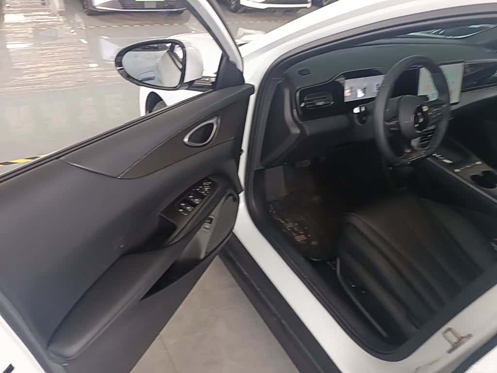 BYD Seal, 2025 16