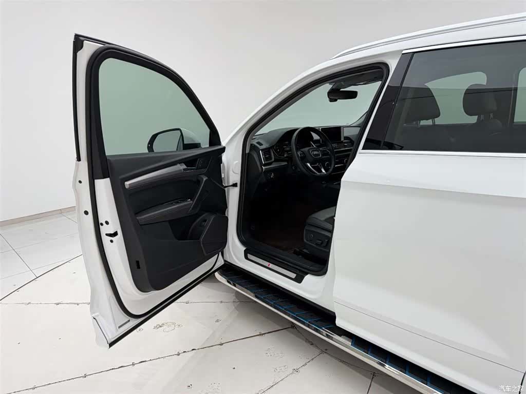 Audi Q5L, 2019 13