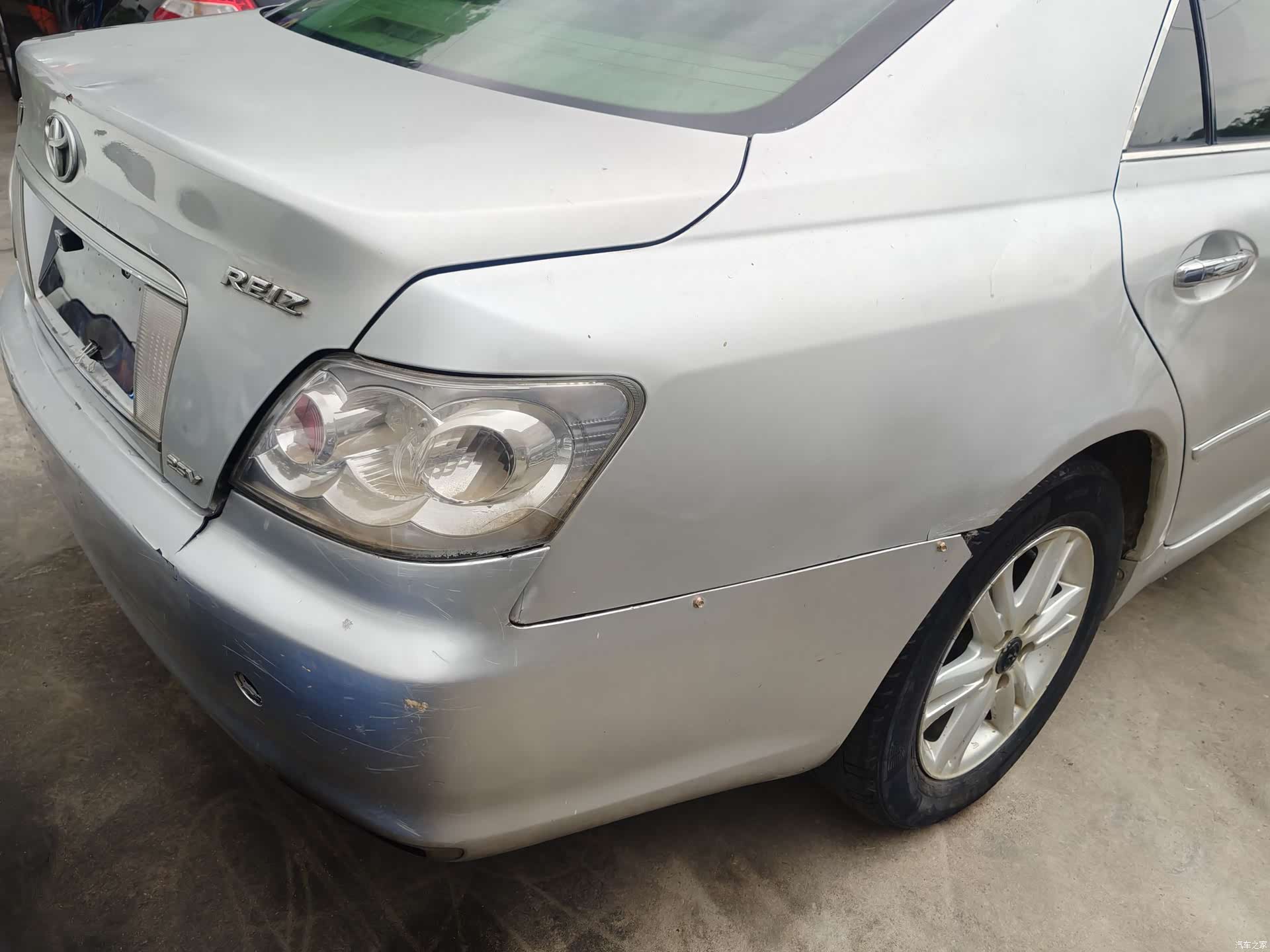 Toyota 2.5V, 2006 39