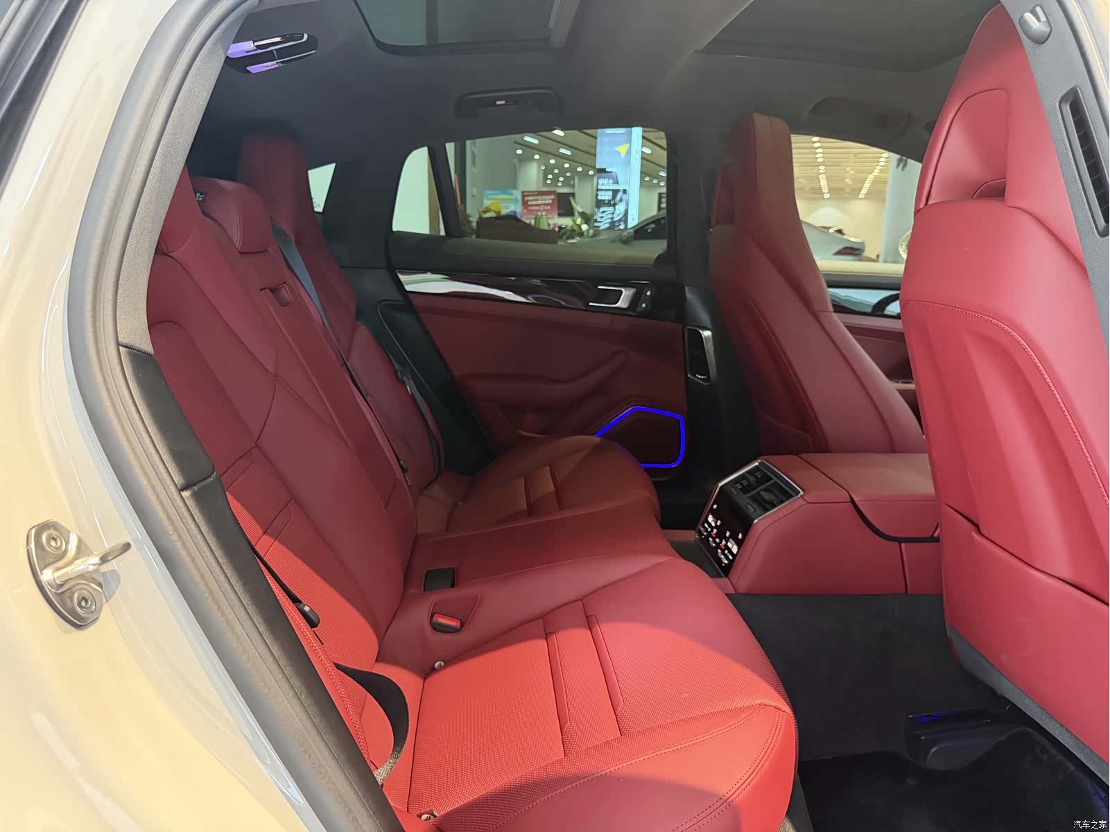 Porsche Panamera, 2023 19