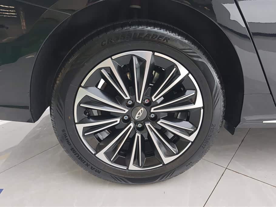 Chery Fulwin Fengyun A8