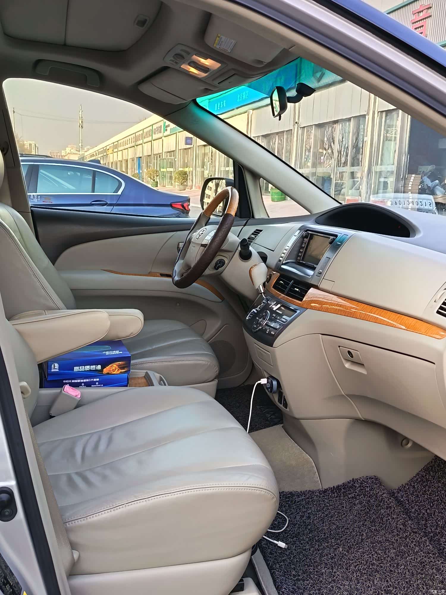 Toyota 7, 2010 12