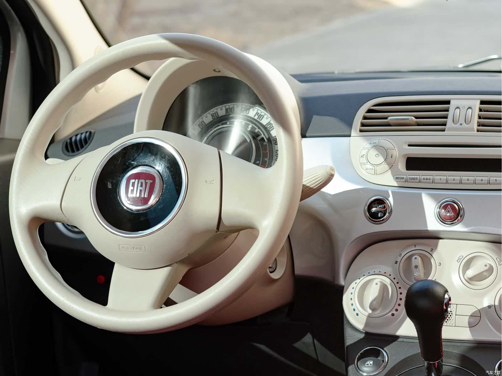 Fiat 500, 2012 7