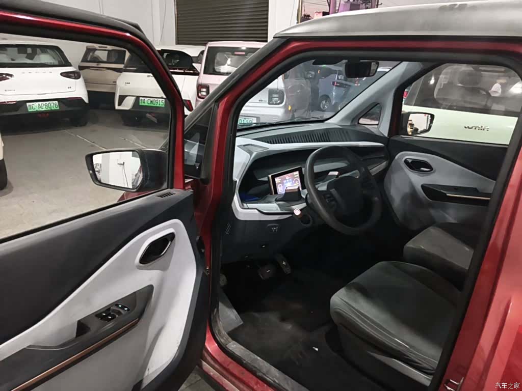 Wuling E200, 2019 16
