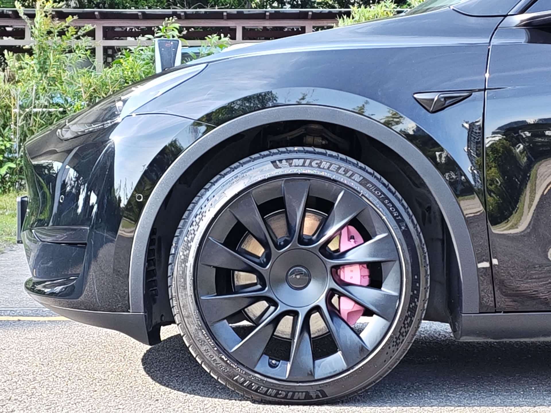Tesla Model Y, 2022 10