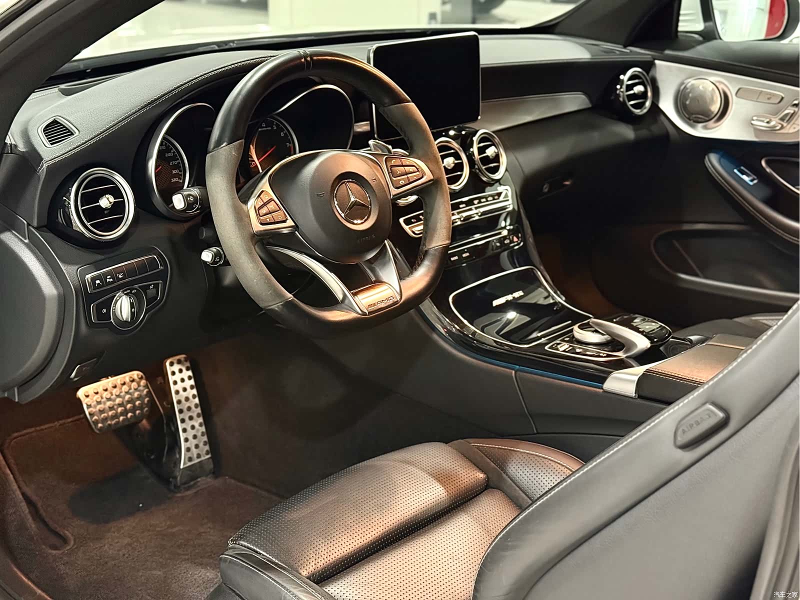 Mercedes-Benz C-Class, 2019 13