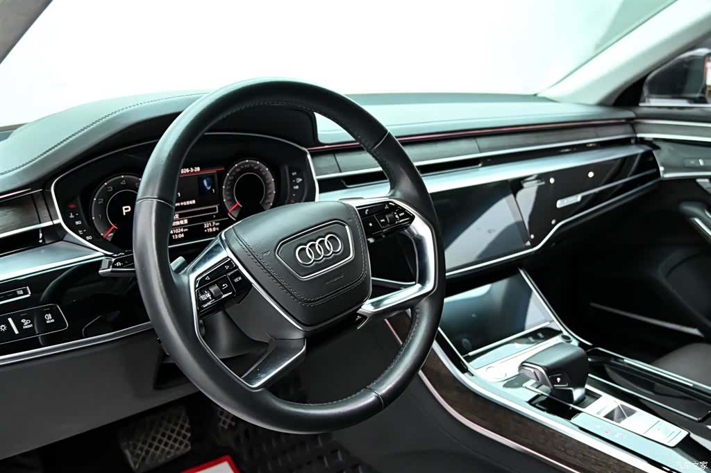 Audi A8L, 2020 14