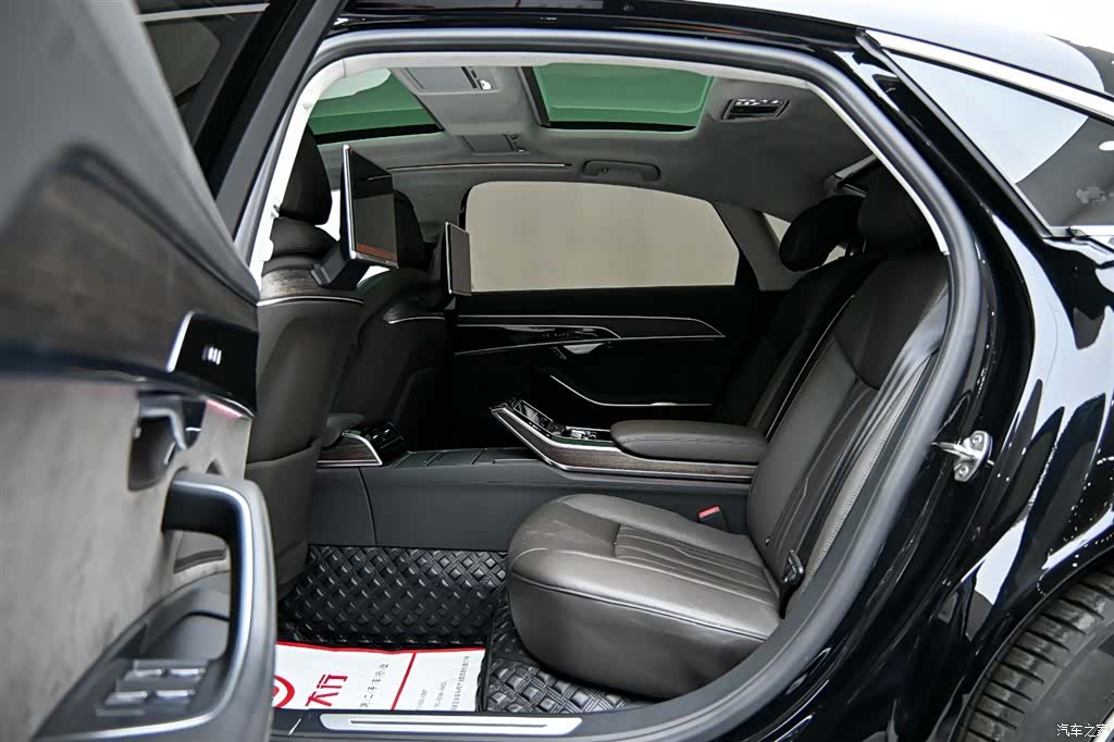 Audi A8L, 2020 12