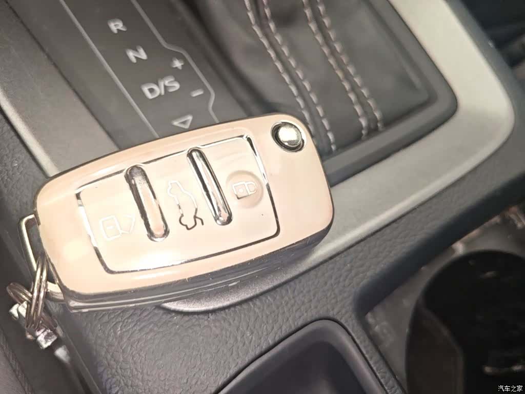 Audi Q3, 2022 9