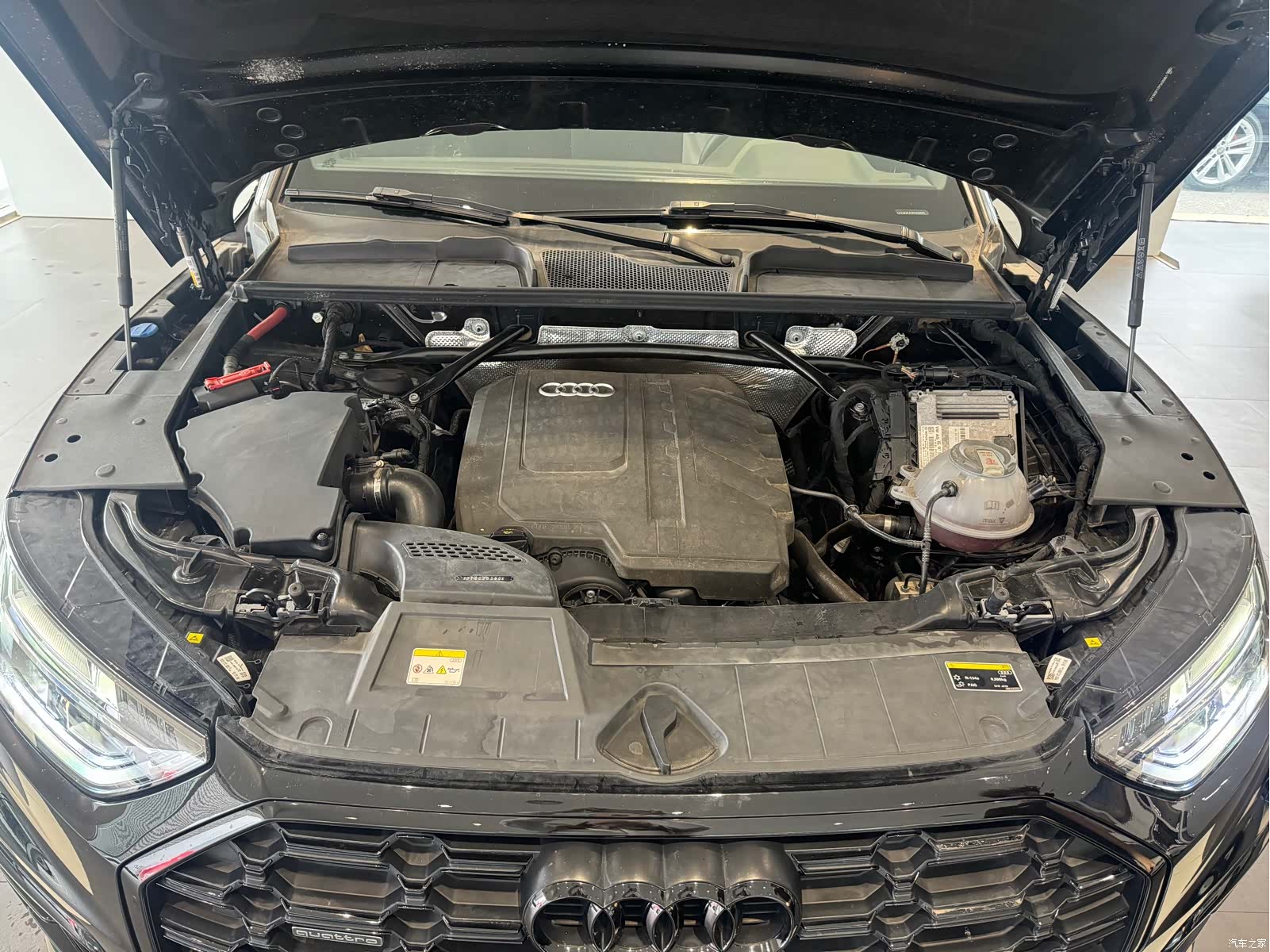 Audi Q5L, 2024 14