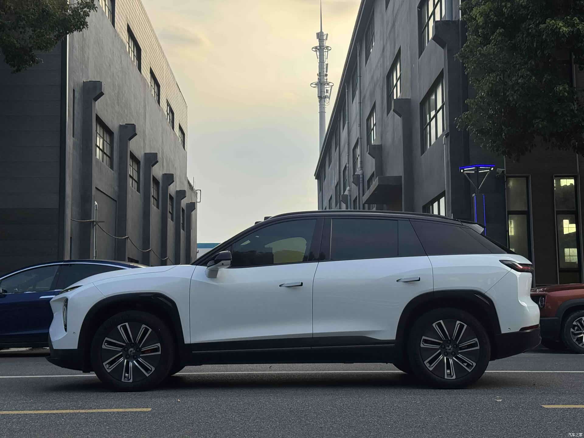 NIO ES7, 2022 4