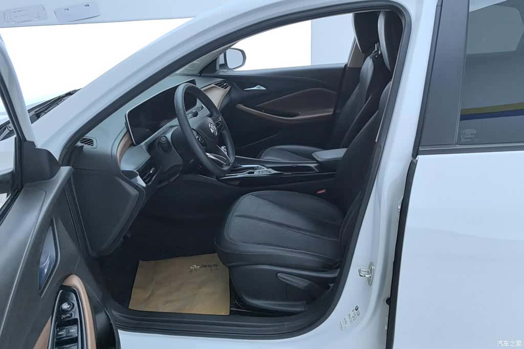 Buick Verano, 2022 9