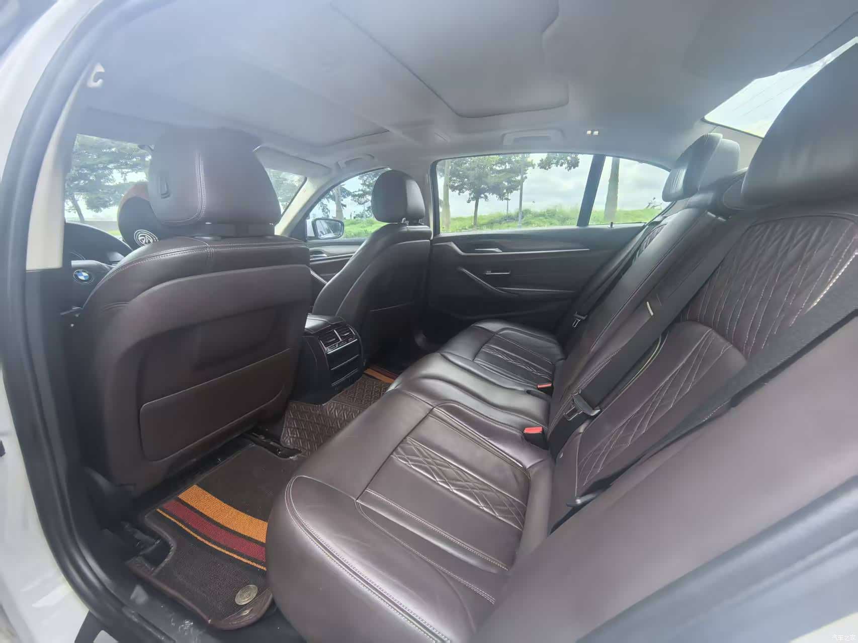 BMW 5 Series, 2018 все фото
