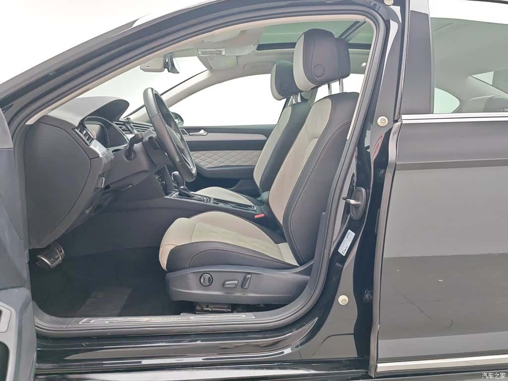 Volkswagen Magotan, 2023 10