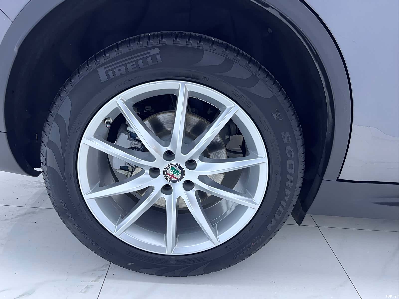 Alfa Romeo Stelvio, 2019 24