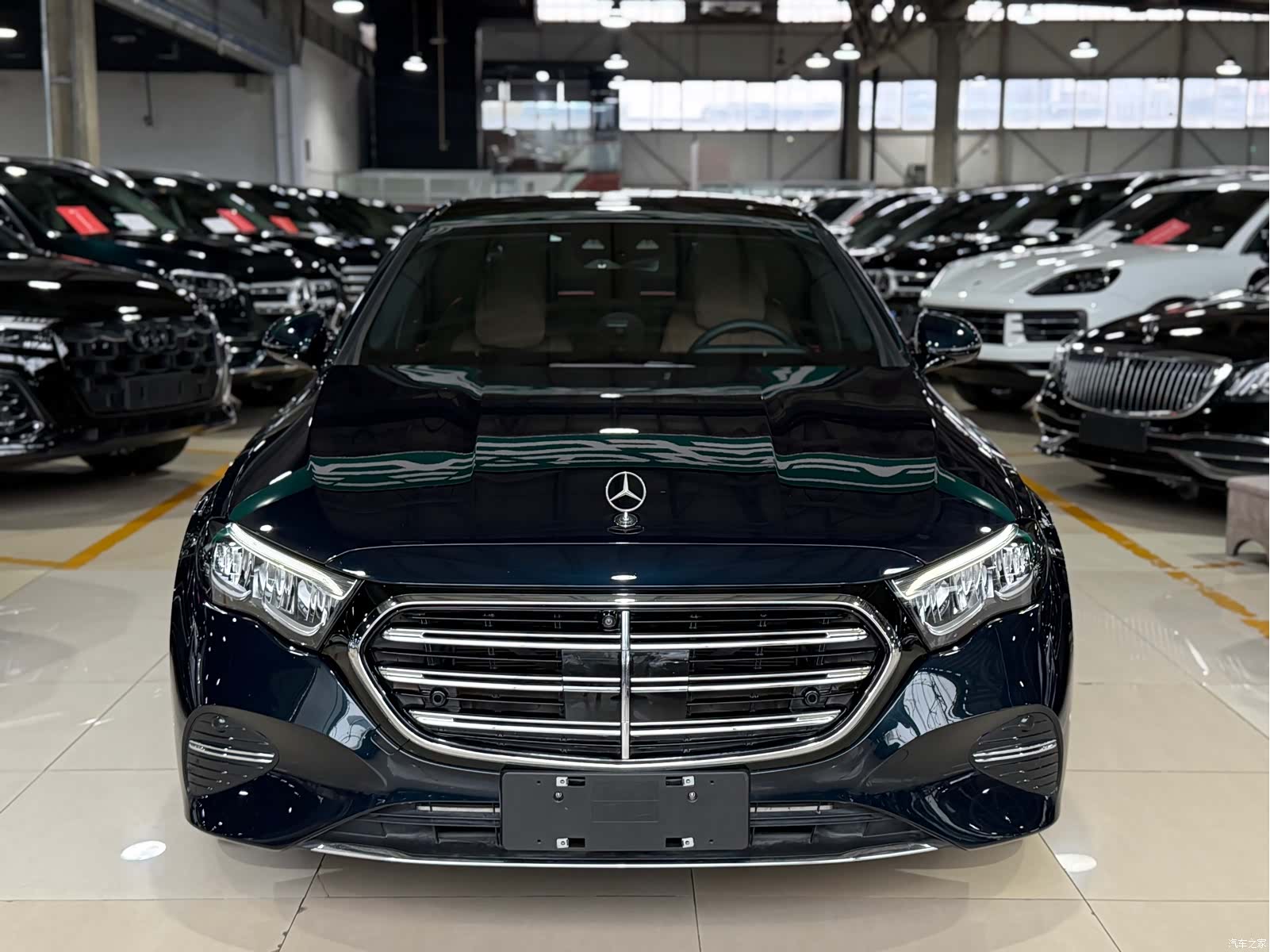 Mercedes-Benz E-Class, 2024 2