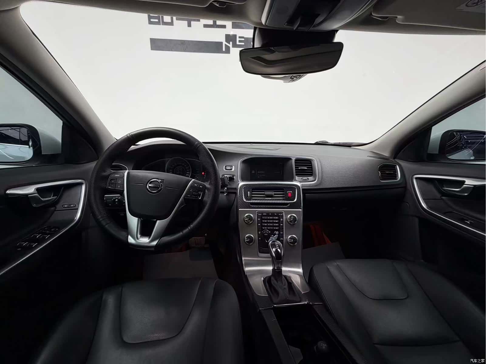 Volvo S60, 2019 14
