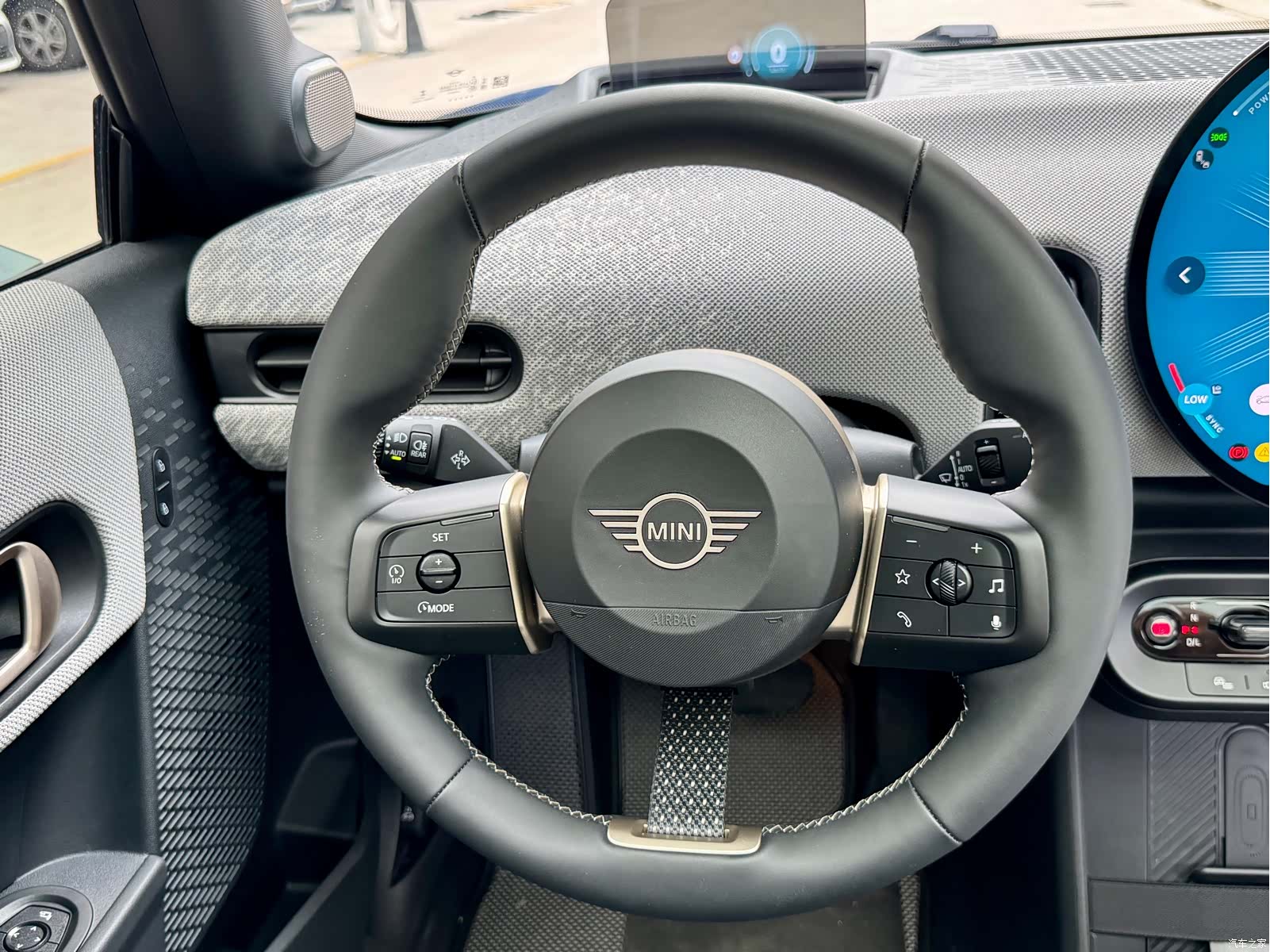 Mini Cooper, 2025 11