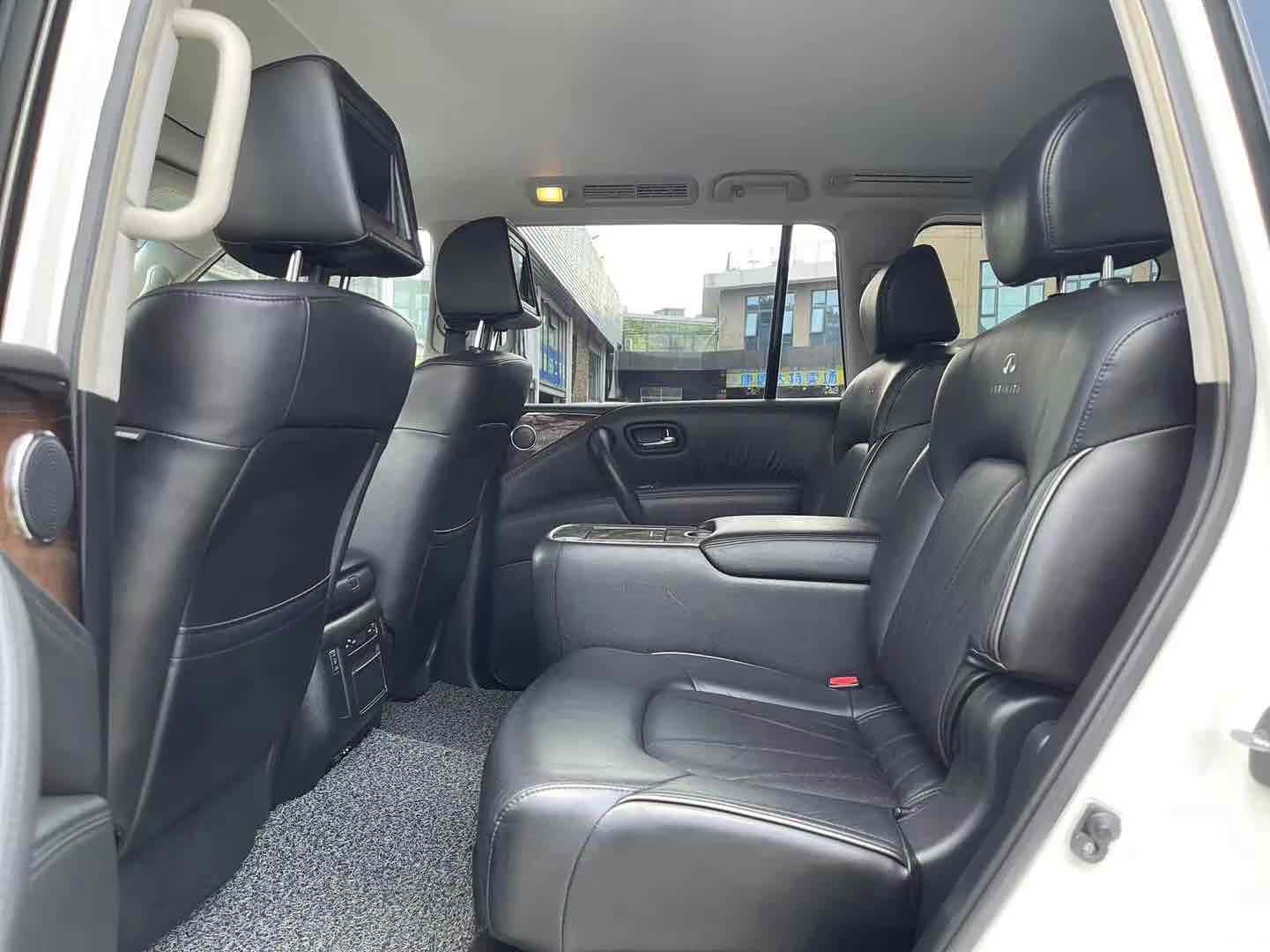 Infiniti QX80, 2014 6