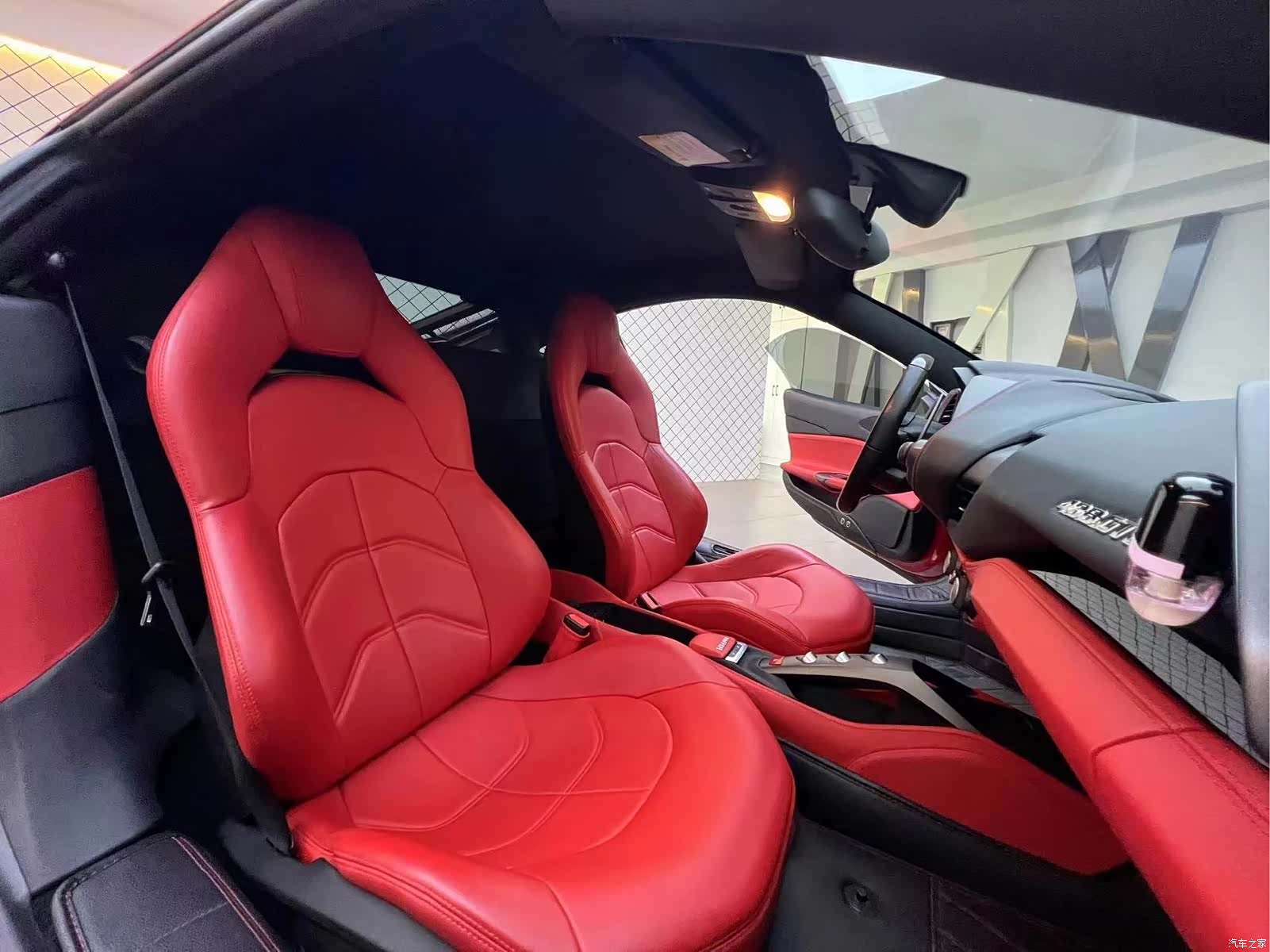 Ferrari 488, 2018 6