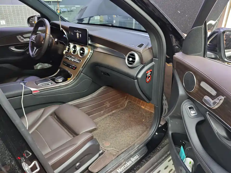 Mercedes-Benz GLC Mercedes-Benz GLC