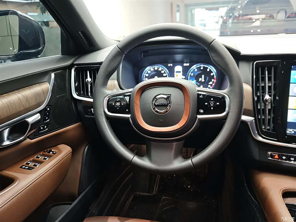 Volvo S90, 2020 14