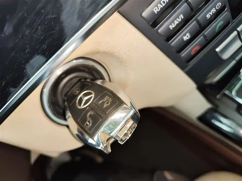 Mercedes-Benz E-class Mercedes-Benz E-class