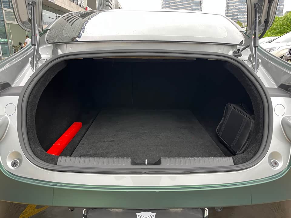 XPENG P7 XPENG P7