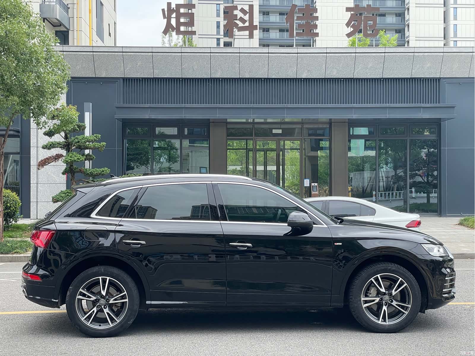 Audi Q5L, 2019 4