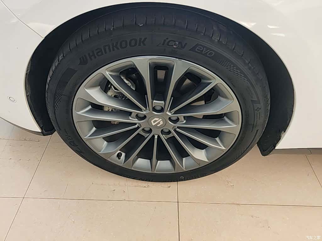 Leapmotor C01, 2024 23