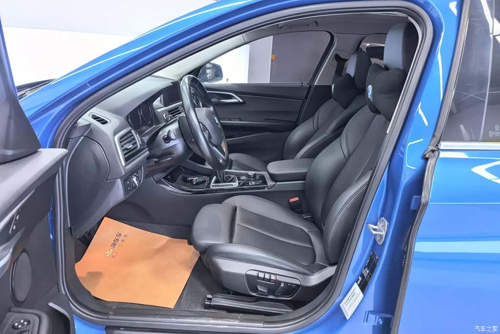 BMW 1 Series, 2018 9