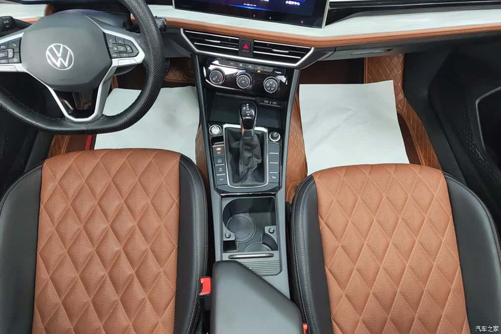 Volkswagen Sagitar, 2023 16