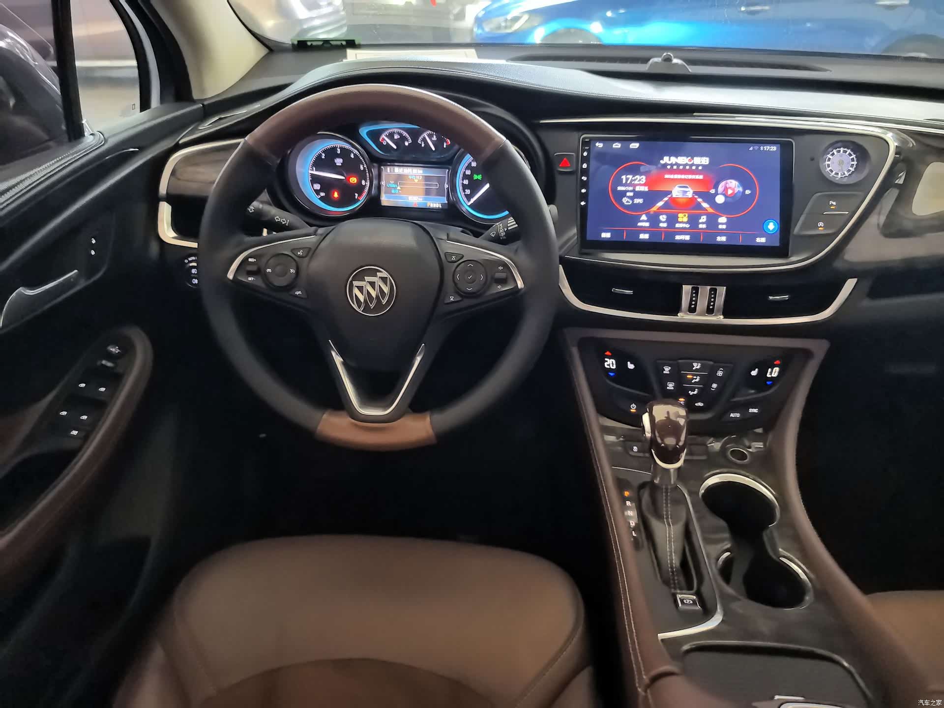 Buick Envision Plus, 2015 10