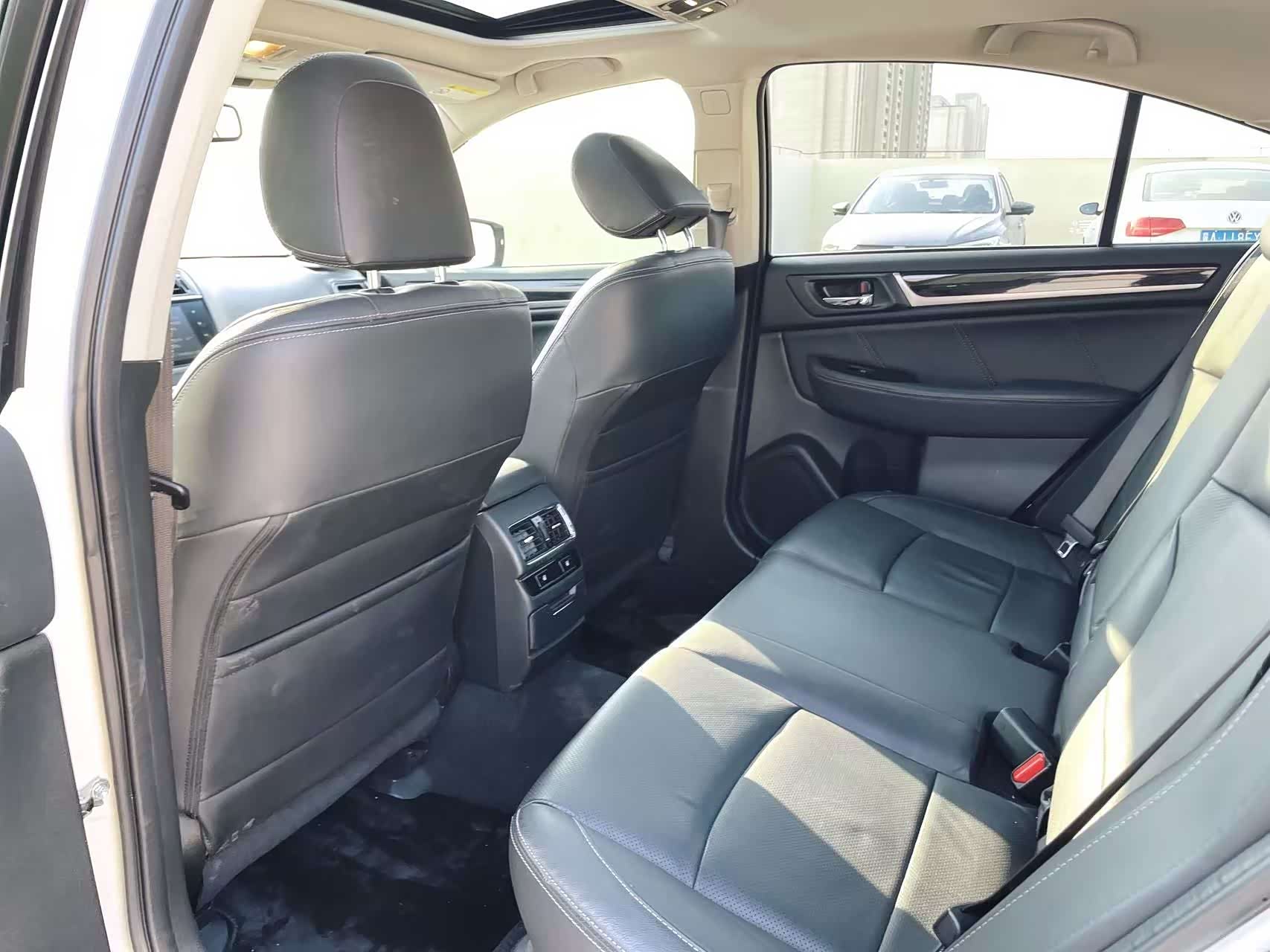 Subaru Legacy, 2016 13