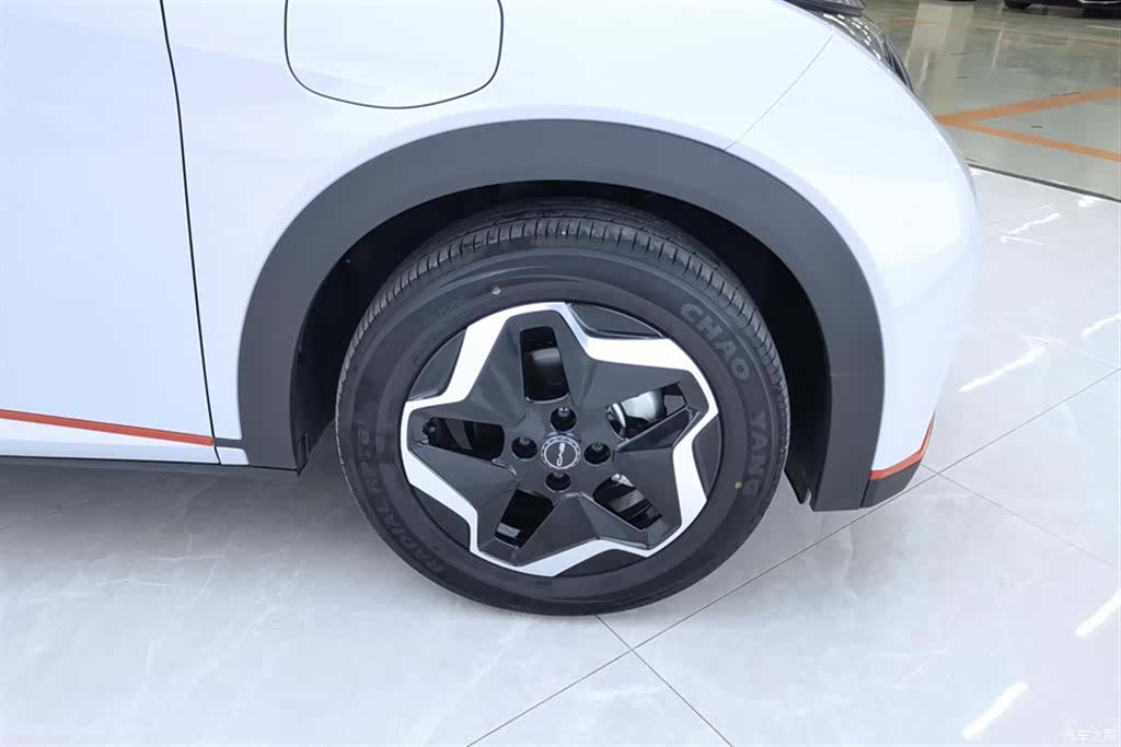BYD Dolphin, 2023 6