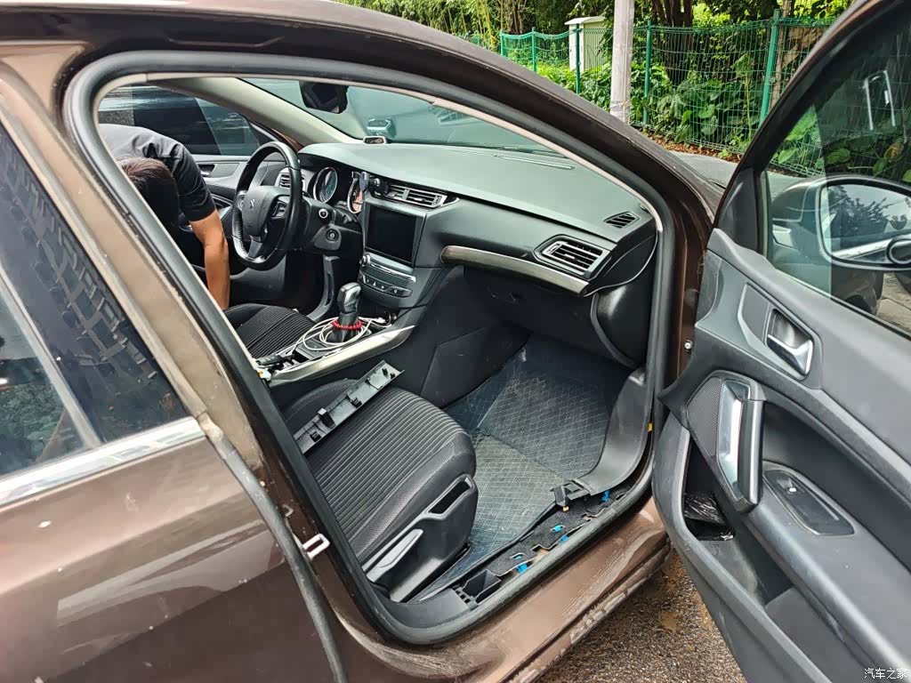 Peugeot 408, 2016 21