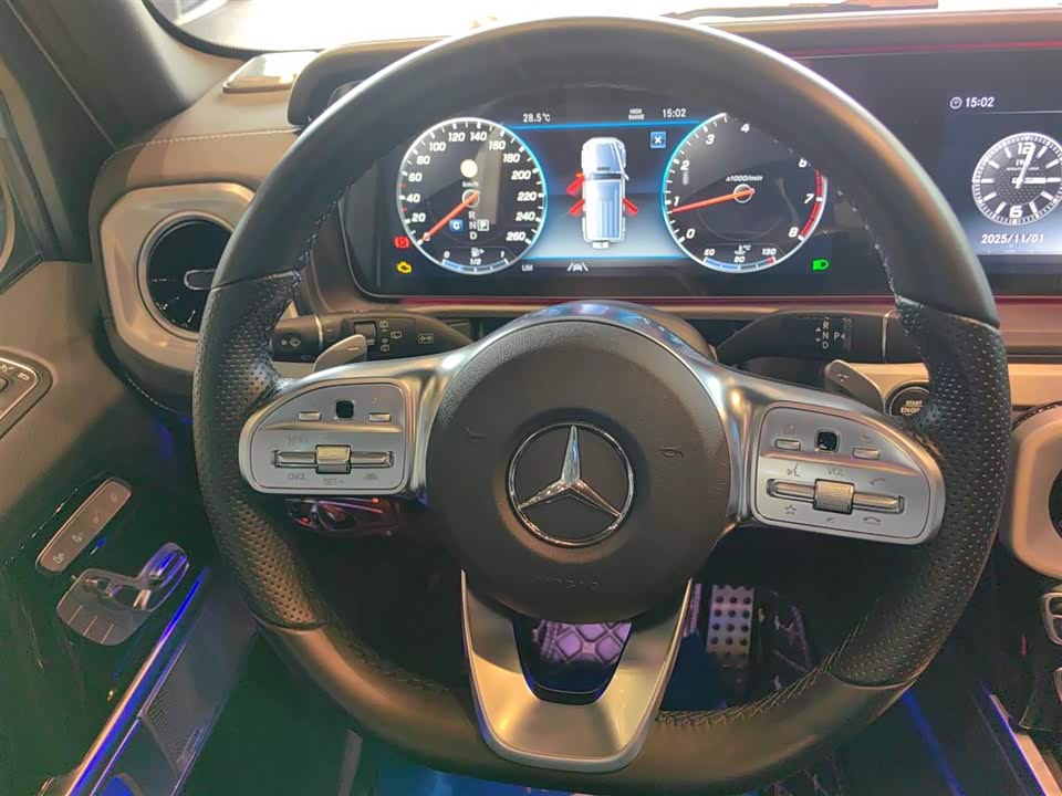 Mercedes-Benz G-class