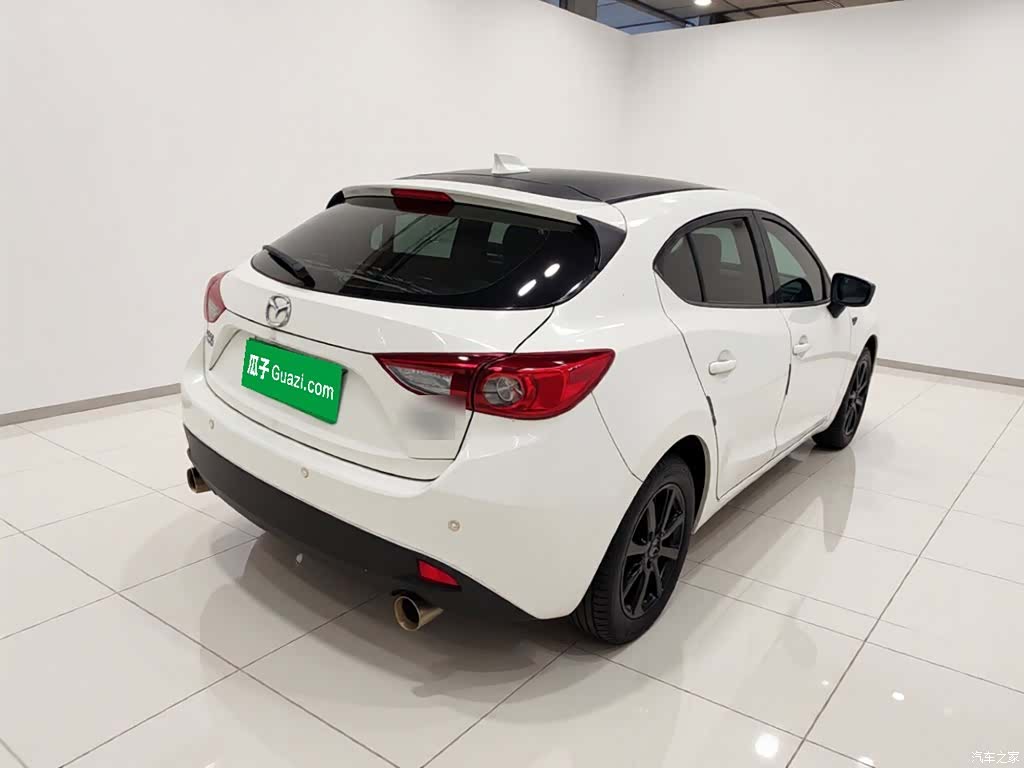 Mazda Mazda3, 2015 6