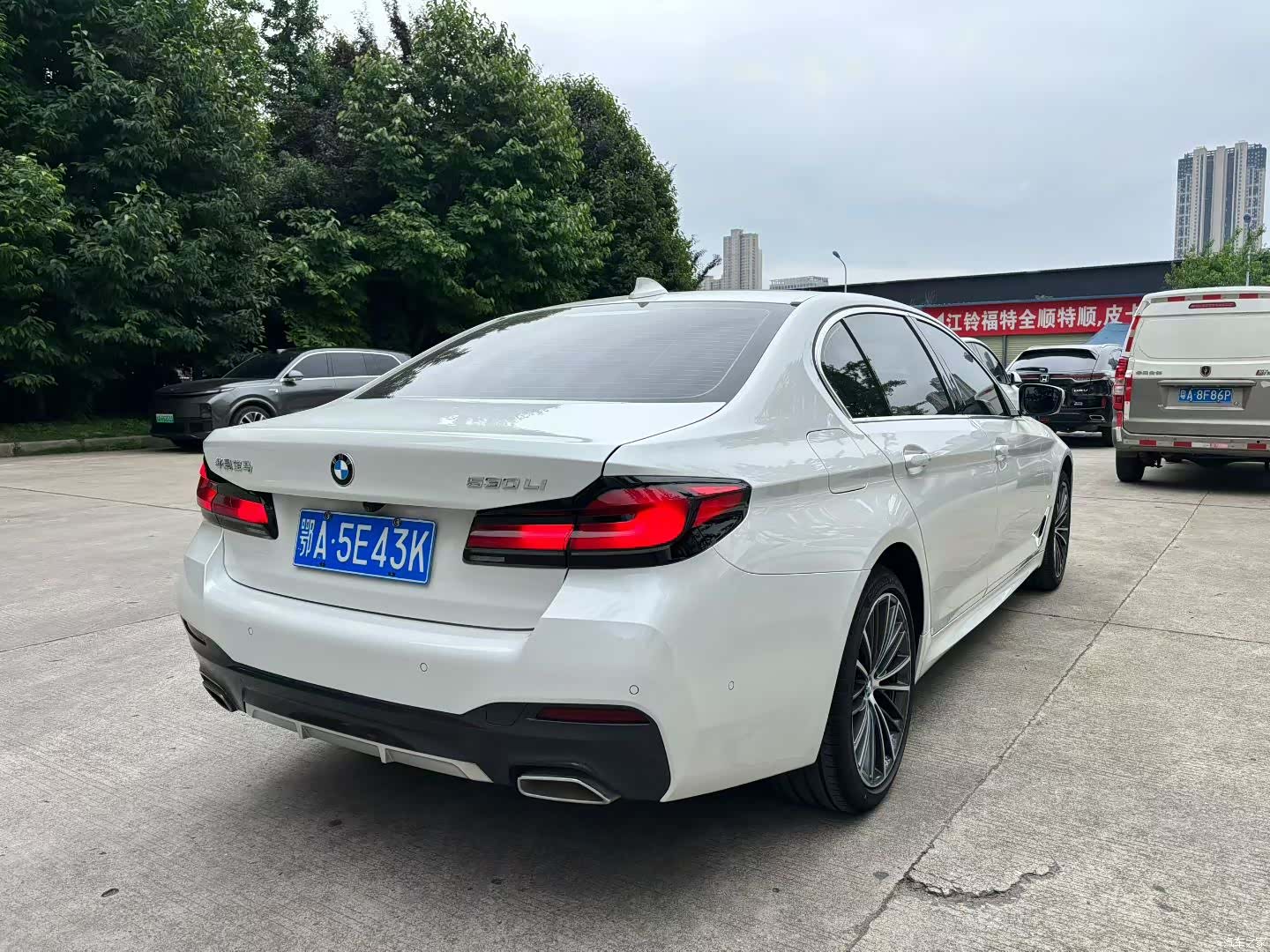 BMW 5 Series, 2023 4