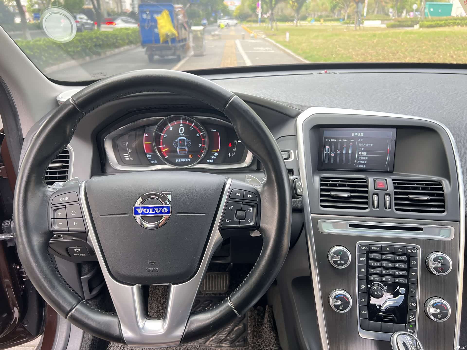 Volvo XC60, 2014 8