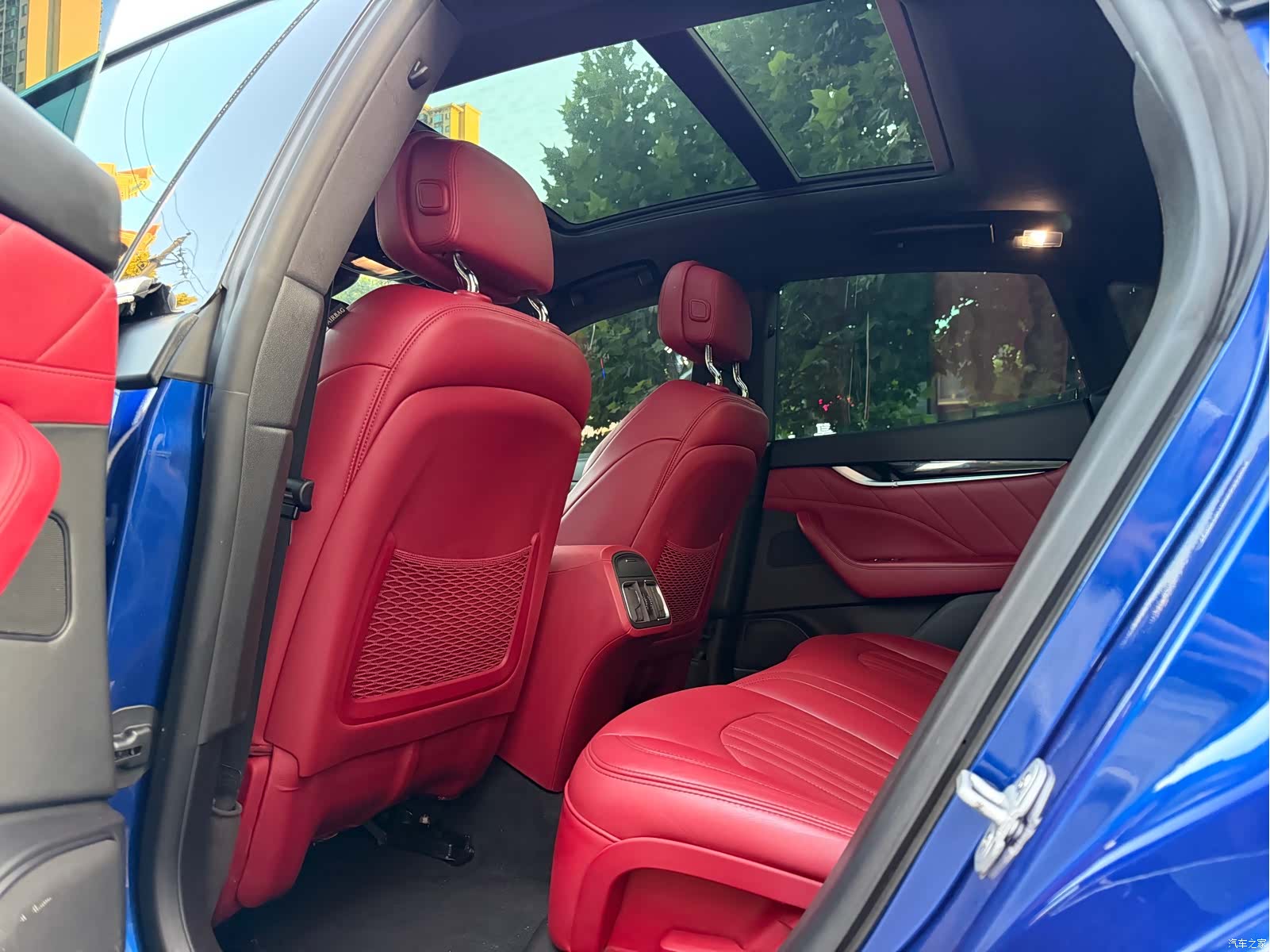 Maserati Levante, 2020 9