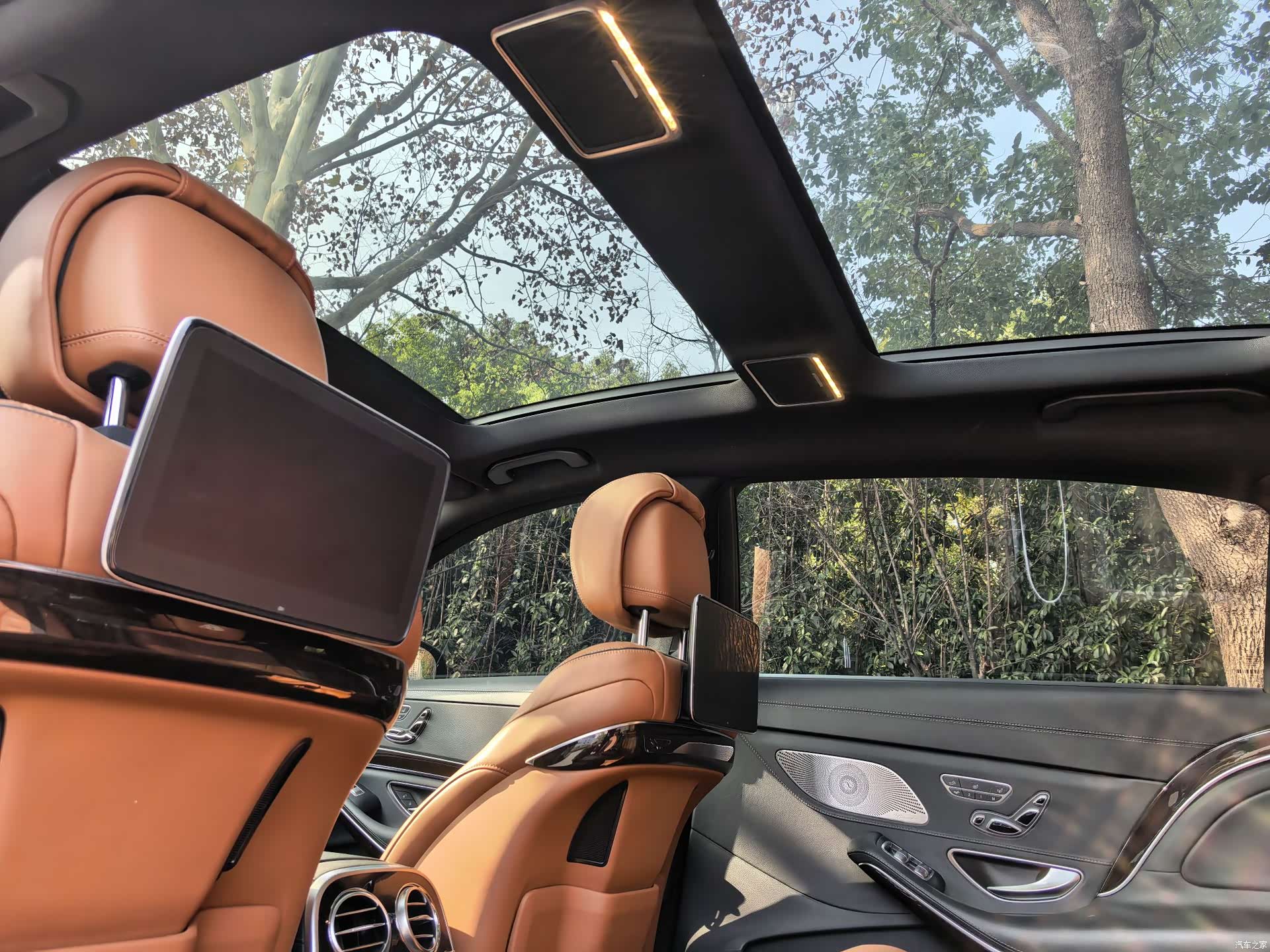 Maybach S-Class, 2020 9