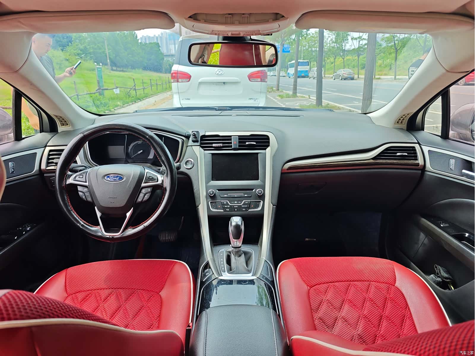 Ford Mondeo, 2017 4