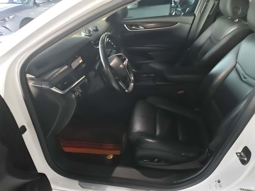Cadillac XTS, 2019 15