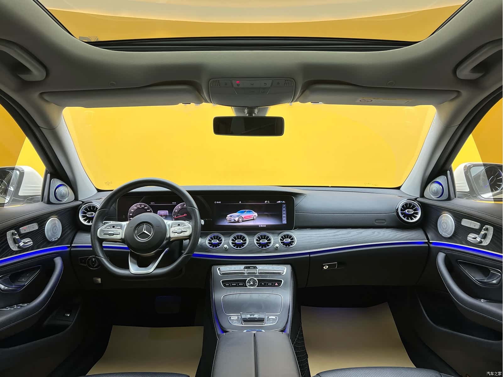 Mercedes-Benz E-Class, 2019 16